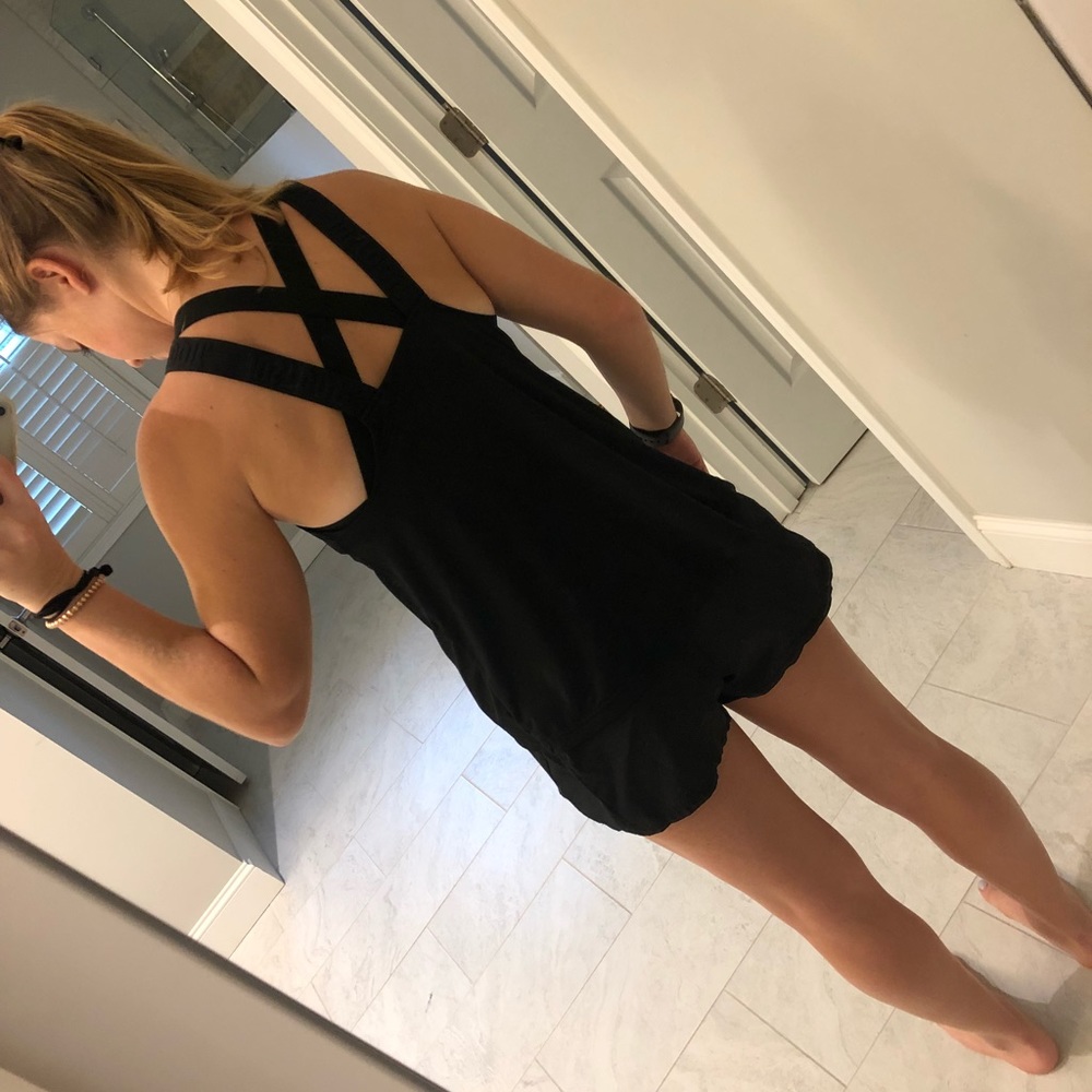 2 Nike Women’s Shirt - Picture 8 of 8